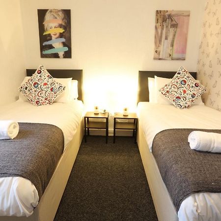 B'Ham Nec/Airport/Hs2 Short Stay Birmingham Esterno foto