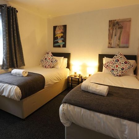B'Ham Nec/Airport/Hs2 Short Stay Birmingham Esterno foto