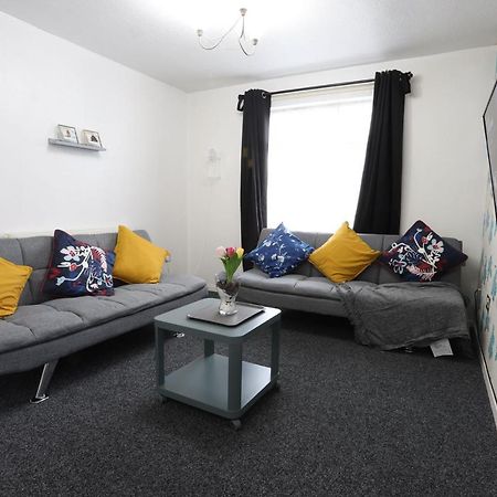 B'Ham Nec/Airport/Hs2 Short Stay Birmingham Esterno foto