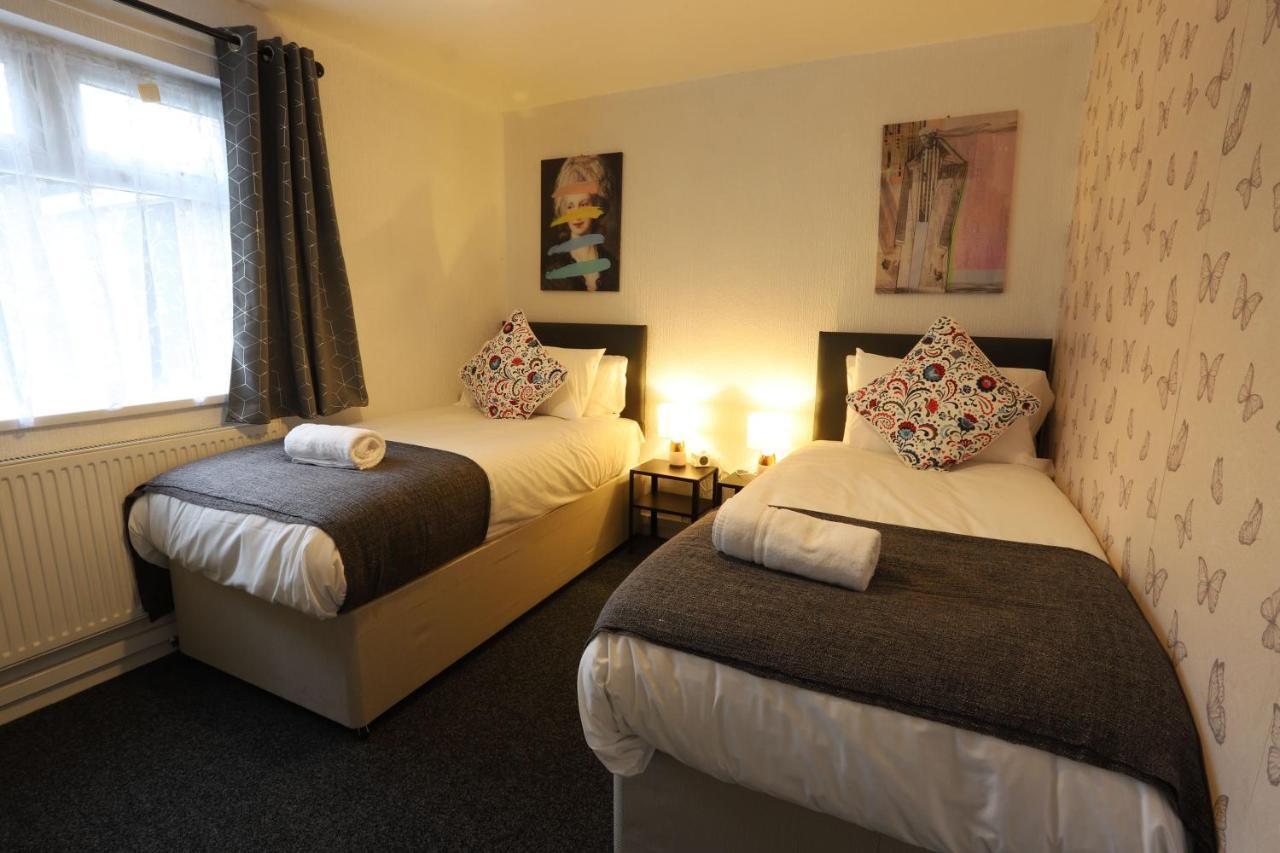 B'Ham Nec/Airport/Hs2 Short Stay Birmingham Esterno foto
