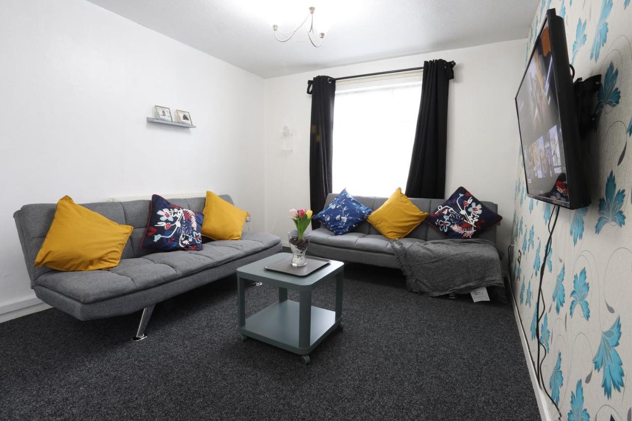 B'Ham Nec/Airport/Hs2 Short Stay Birmingham Esterno foto