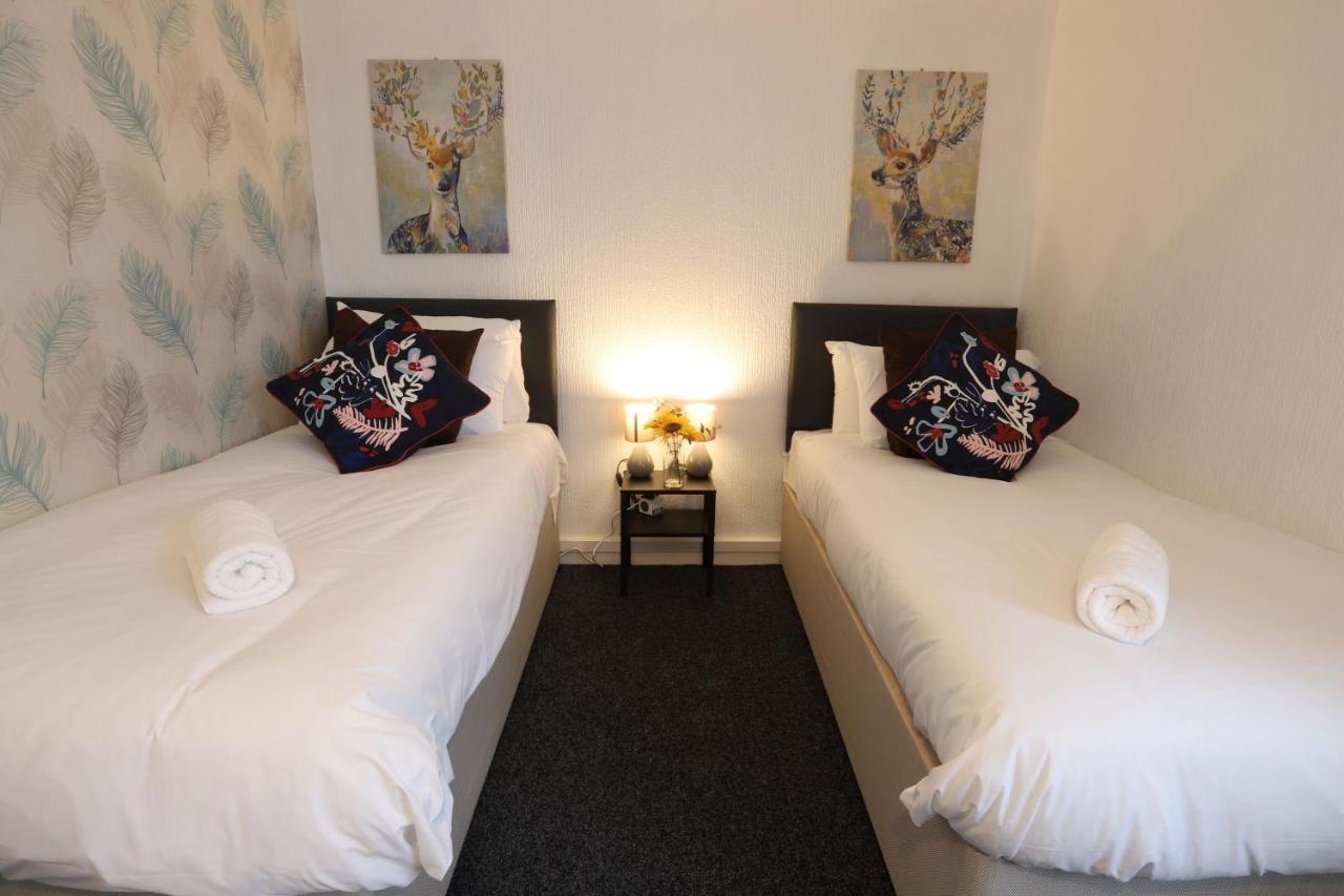 B'Ham Nec/Airport/Hs2 Short Stay Birmingham Esterno foto