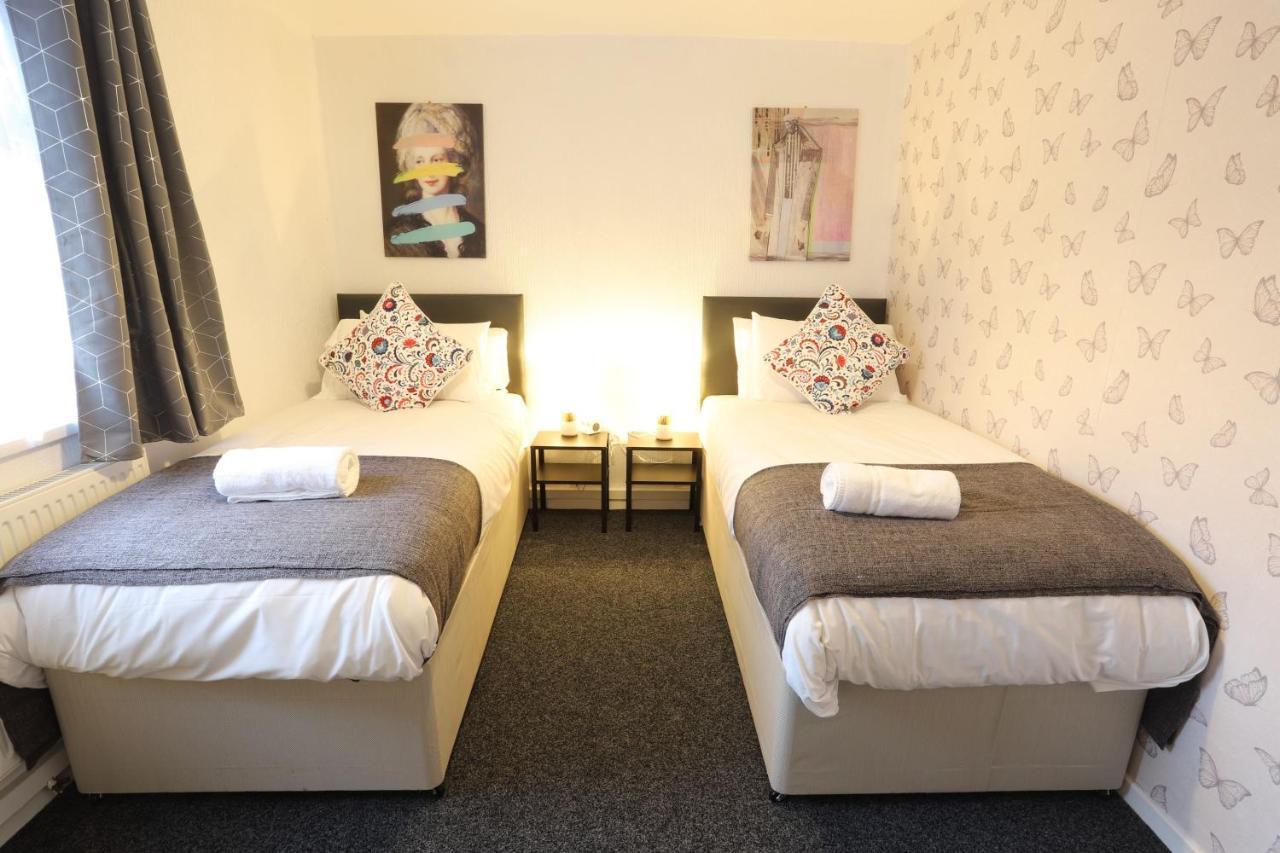 B'Ham Nec/Airport/Hs2 Short Stay Birmingham Esterno foto